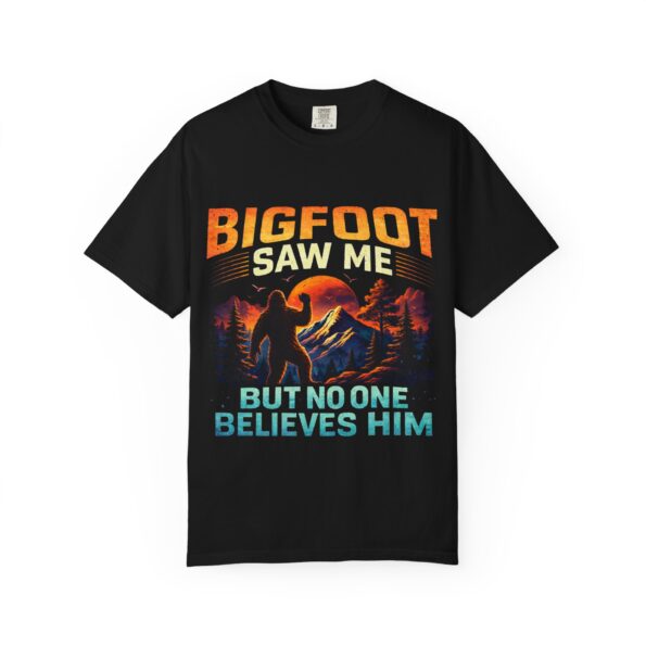 Bigfoot Saw Me But No One Believes Him T-shirt | Sasquatch Camping Retro Design